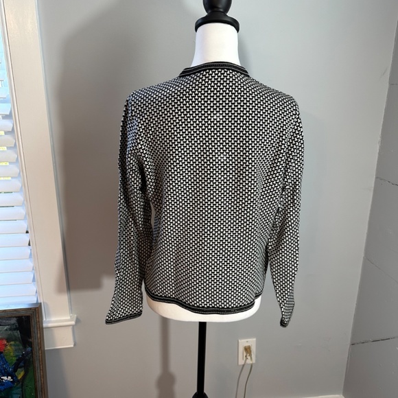 J. McLaughlin black & white cotton blend cardigan. Size M. Great condition! - Picture 2 of 6